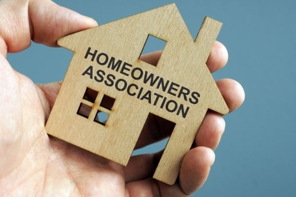 Homeowners Association written on a model house