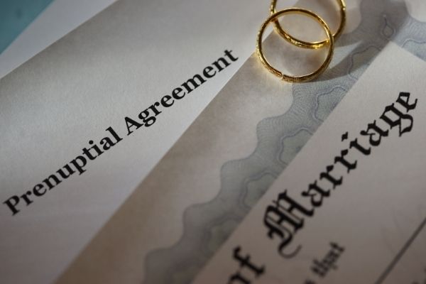 Weeding rings with prenuptial agreement