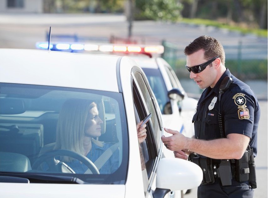 If police pull you over on a traffic stop, what should you do? - Minden  Press-Herald