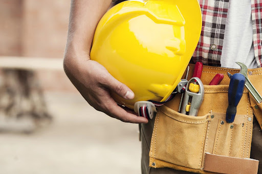 Determining whether a general contractor or subcontractor is responsible for something in dispute may require assistance from an attorney.